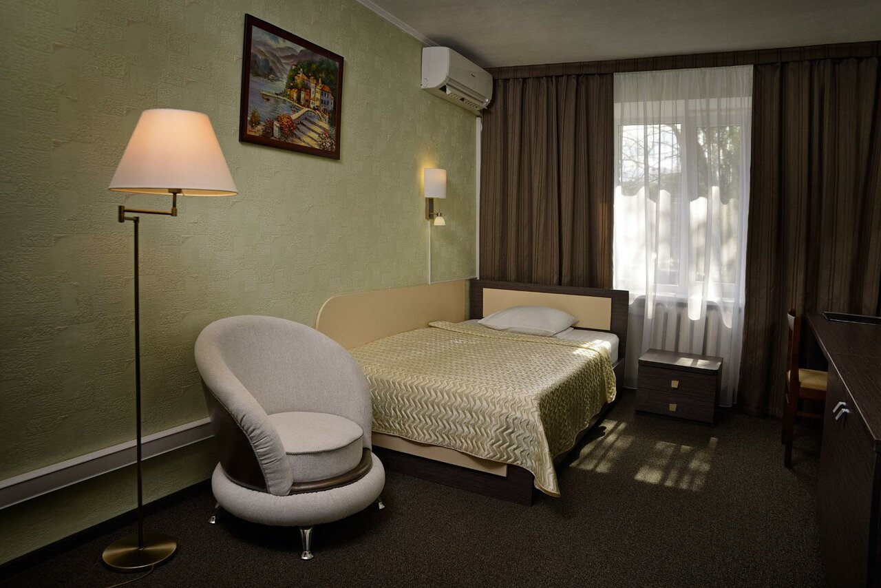 Гостиница Горняк Шахты-35