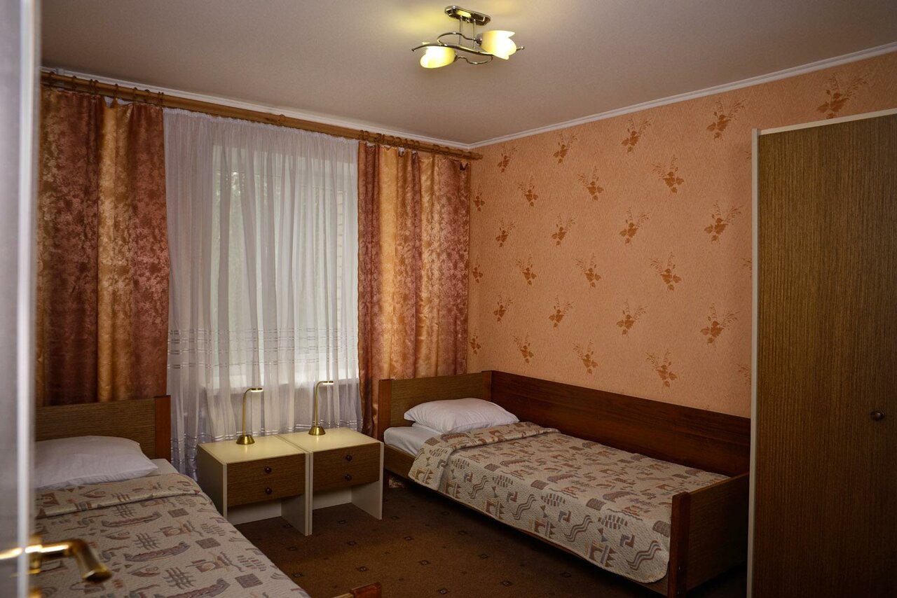 Гостиница Горняк Шахты