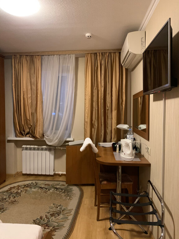 Гостиница Горняк Шахты-93