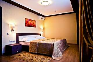 Гостиница Горняк Шахты Апартаменты-1